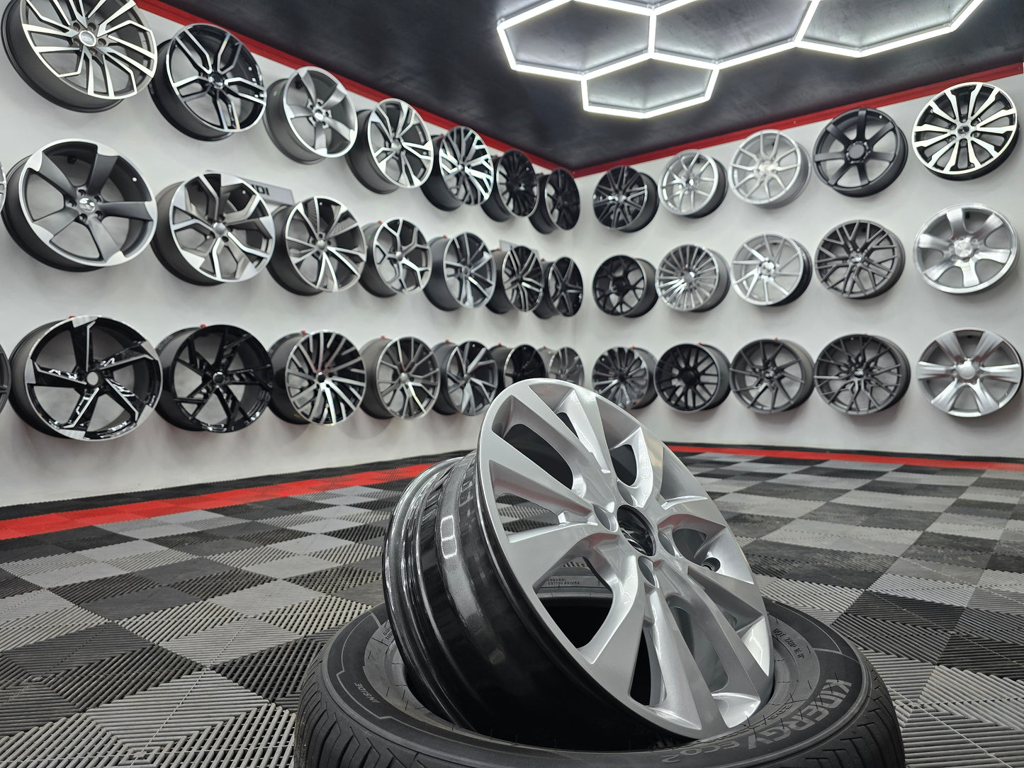 15" 4x100 Alloy Wheels (Sliver)
