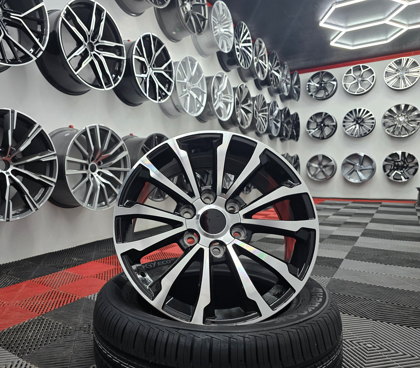 18" Landcruiser style Replacement Alloy Wheels