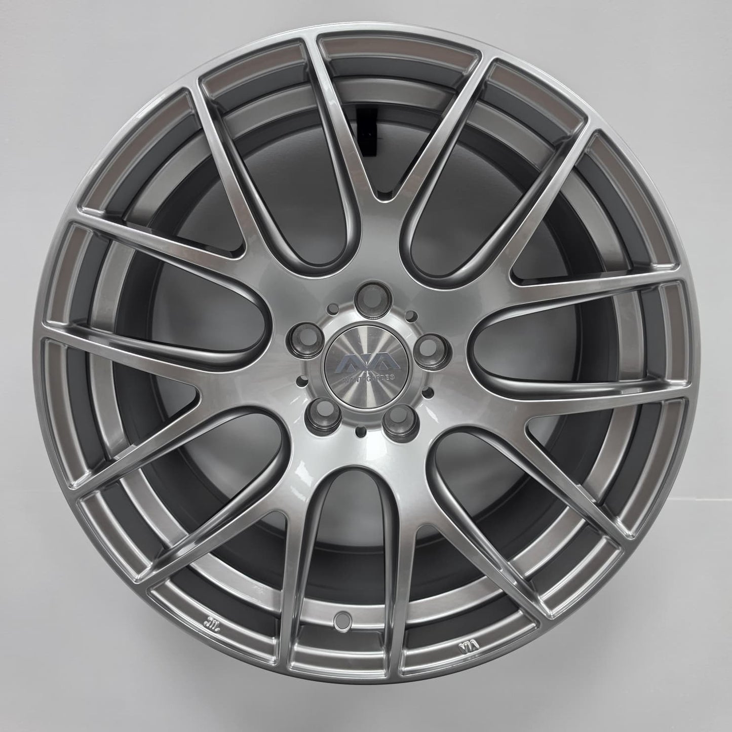 17" AVA Phoenix Style Alloy Wheels
