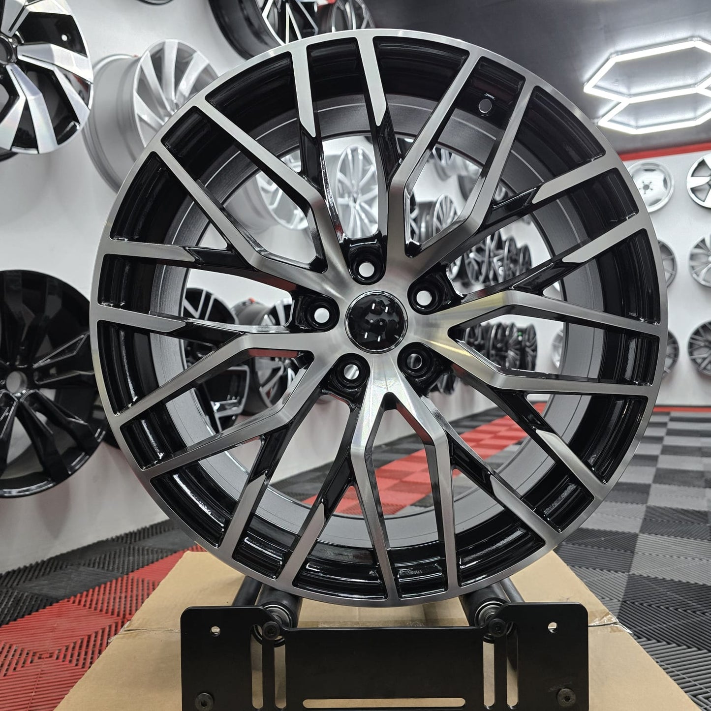 19" Audi 230111 Style Alloy Wheels..