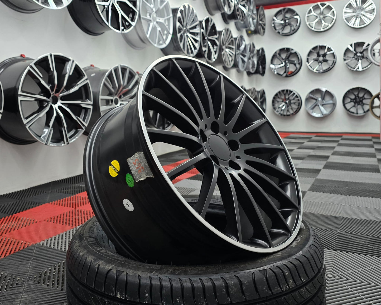 19" Multispoke 365 Style Wheels