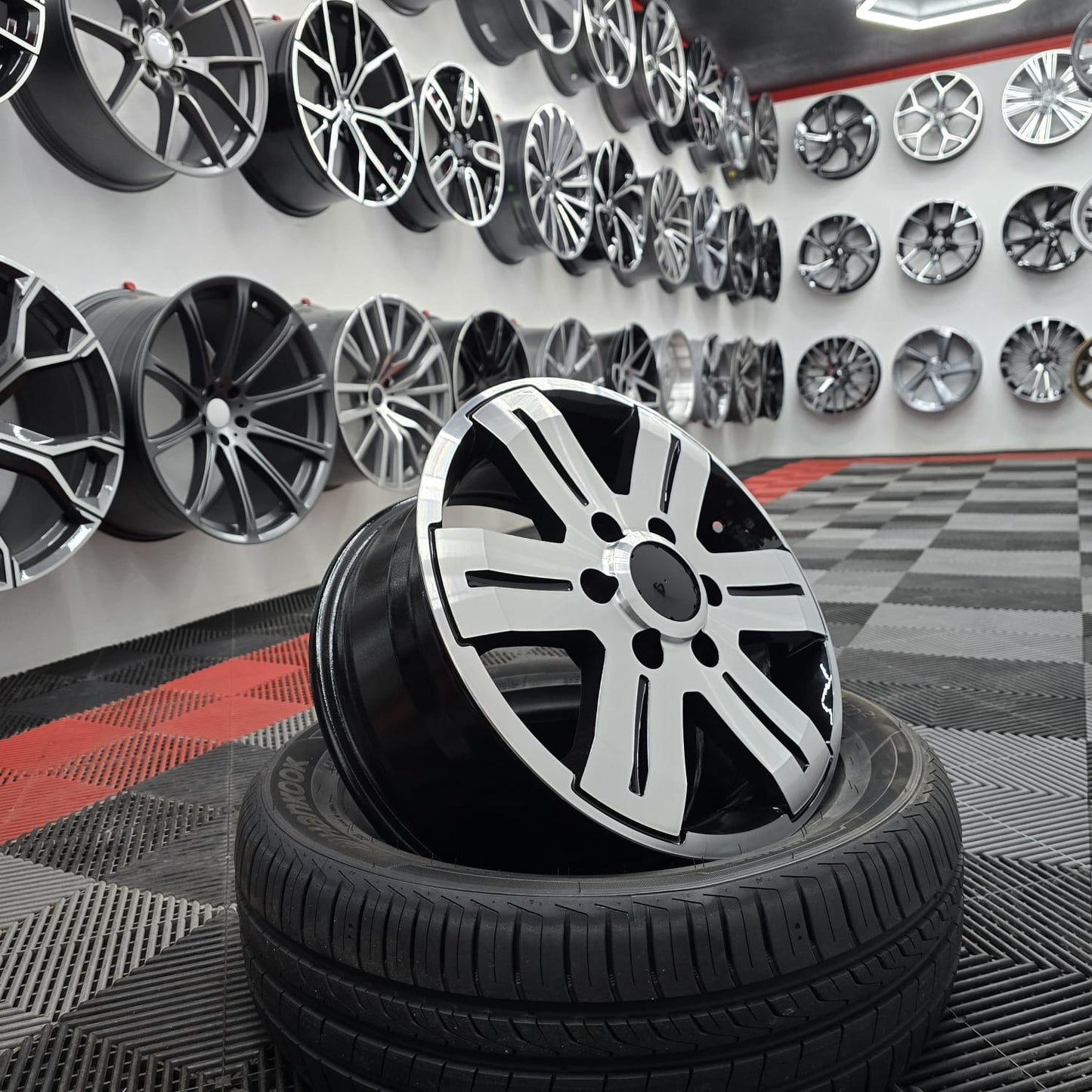 16" Mercedes Sprinter New Shape Wheel