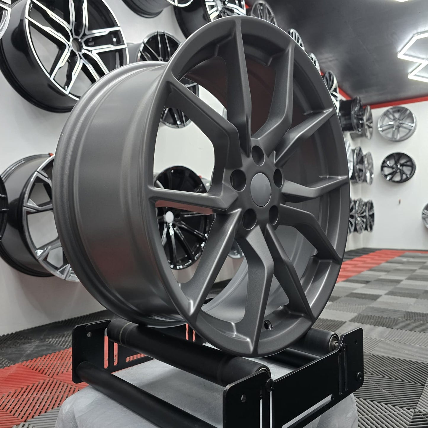 18" Ford 396517 Alloy Wheels Satin Grey