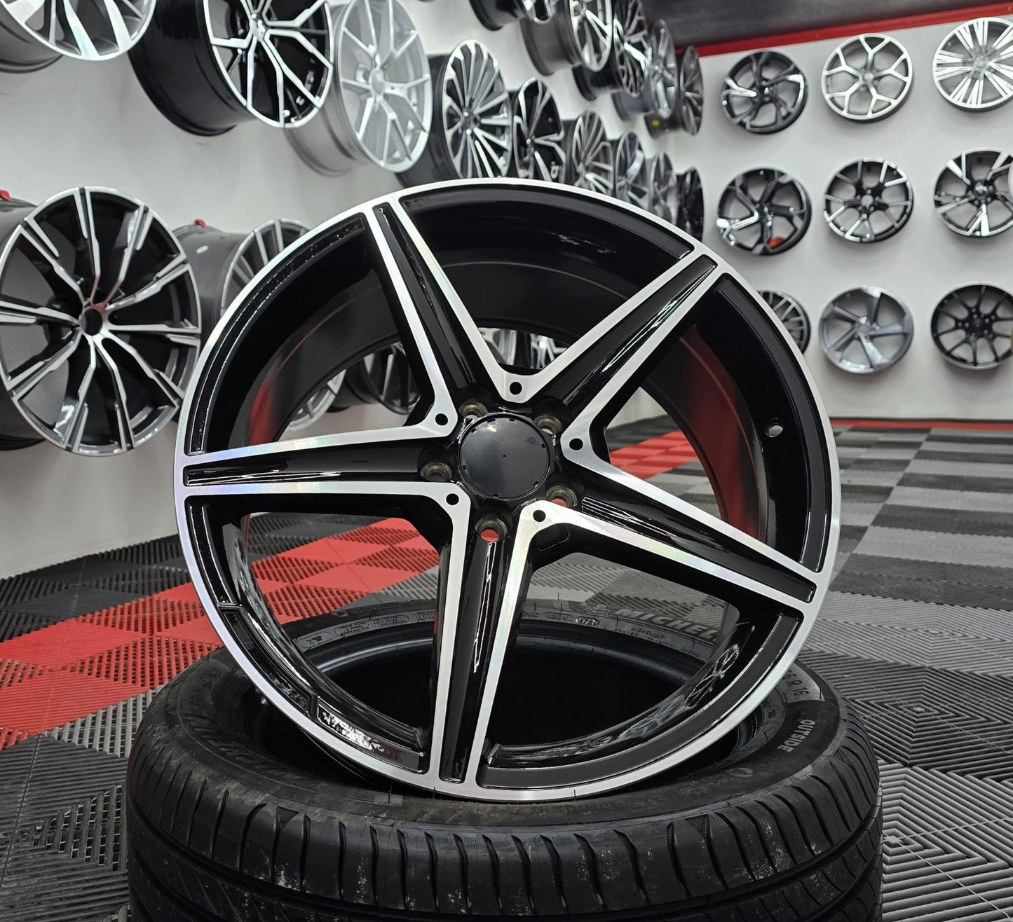 18" Mercedes 2300321 Style Alloy Wheels
