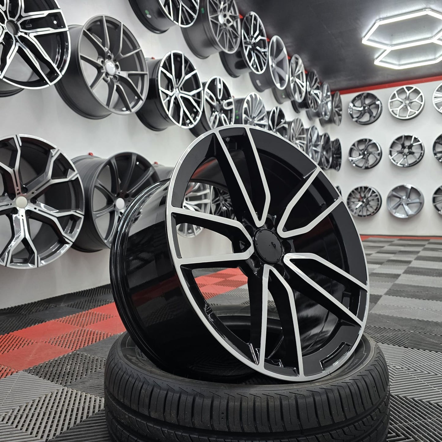 20" Mercedes 230030 Style Alloy wheels
