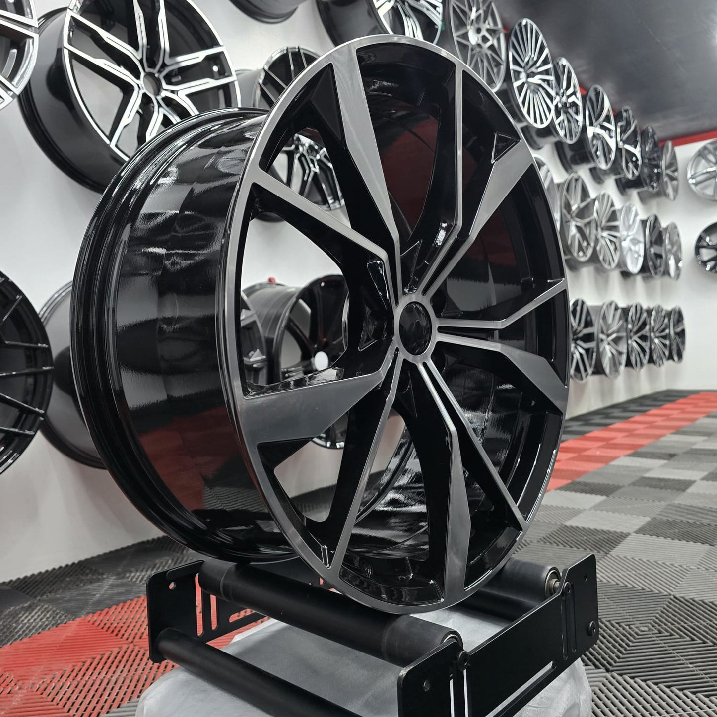 19" 5x112 396606 Style Alloy Wheels