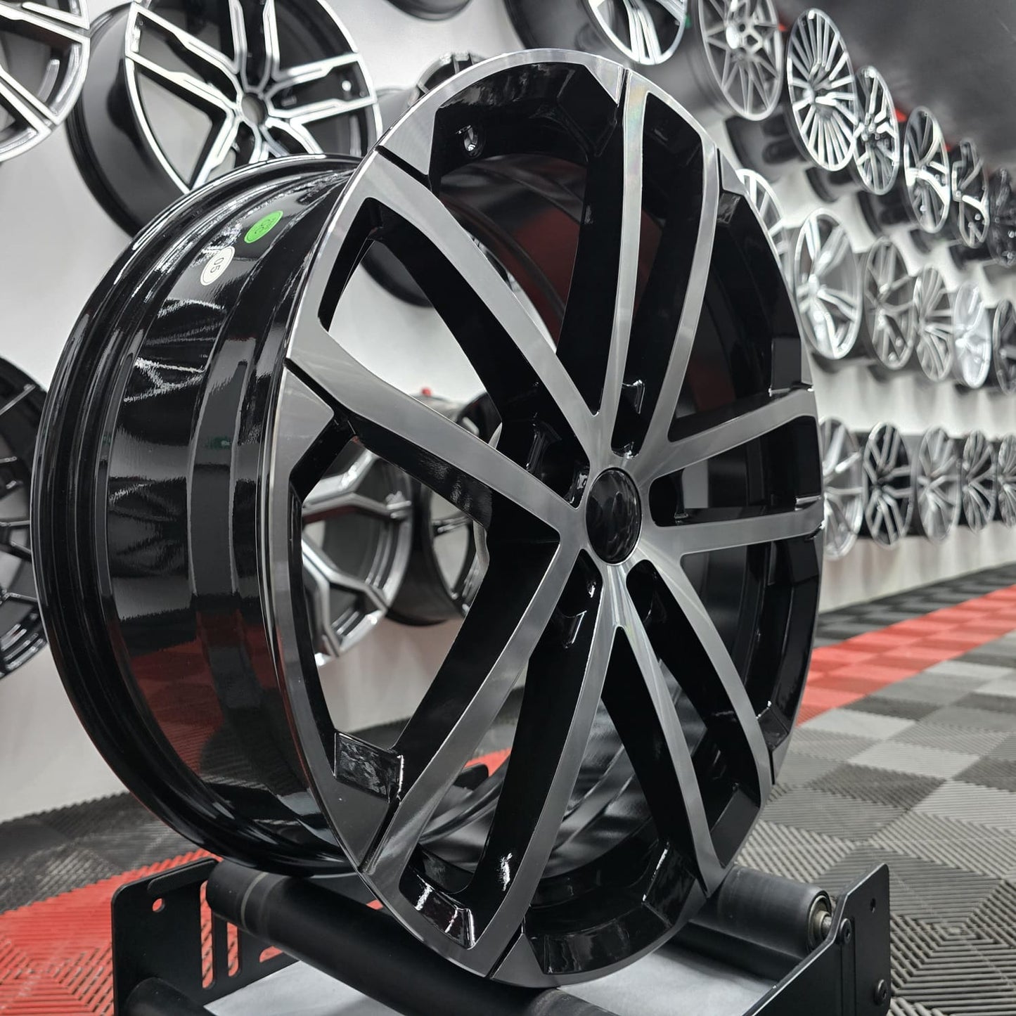 18" 5x112 23014 Style Alloy wheels