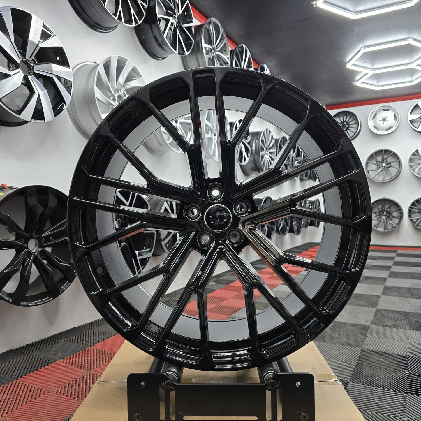 22" 5x112 Full Gloss Black 230054 Alloy wheels