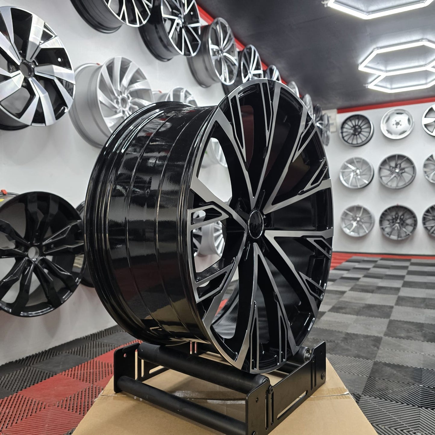 20" Audi 230106 Style Wheels