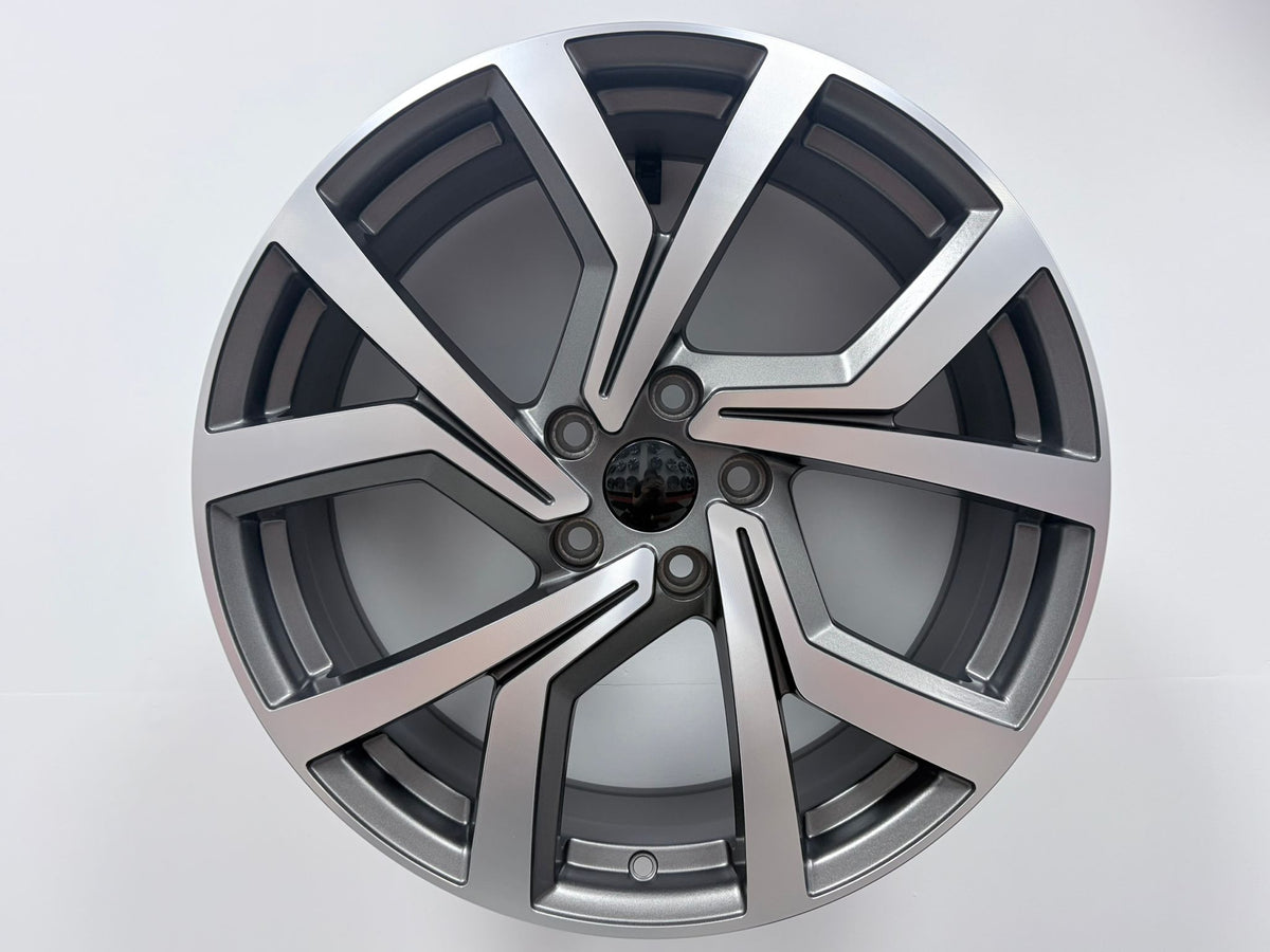 19INCH CLUBSPORTS GUNMETAL POLISHED