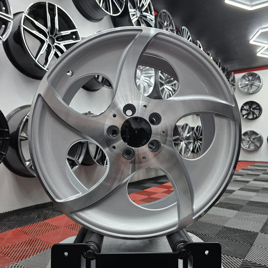18" 5x112 ALPHARD STYLE ALLOY WHEELS