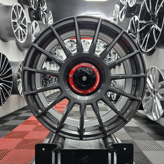 18" 6x120 ZO style in Gunmetal