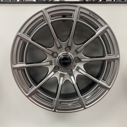 18INCH STROM DS F55 HYPER BLACK