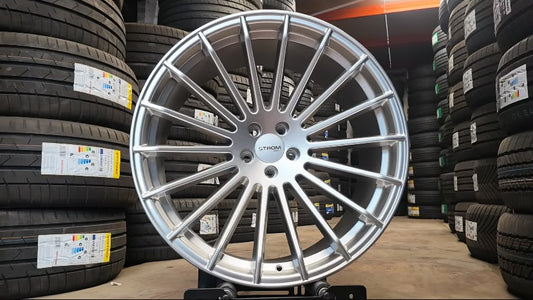 22INCH STROM STR4 SILVER
