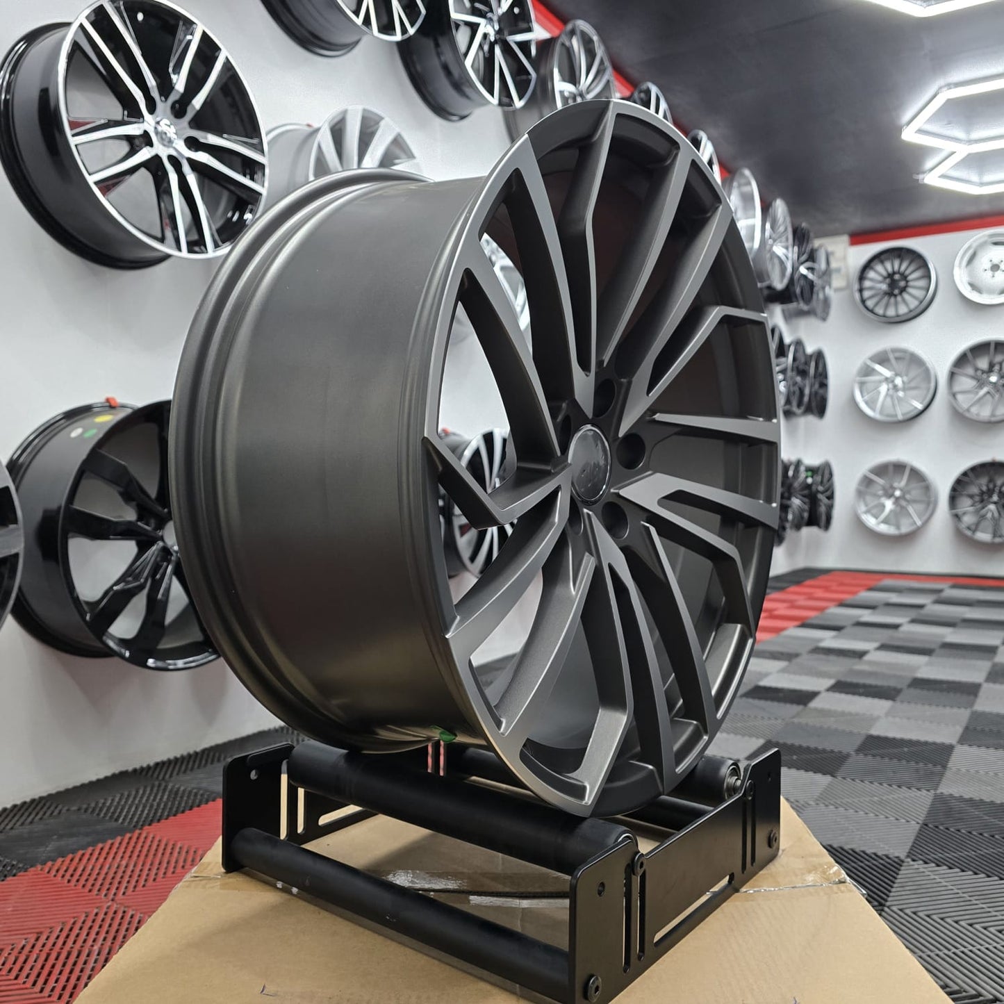 20" 5x112 (338) Alloy Wheels Satin gunmetal Polish face