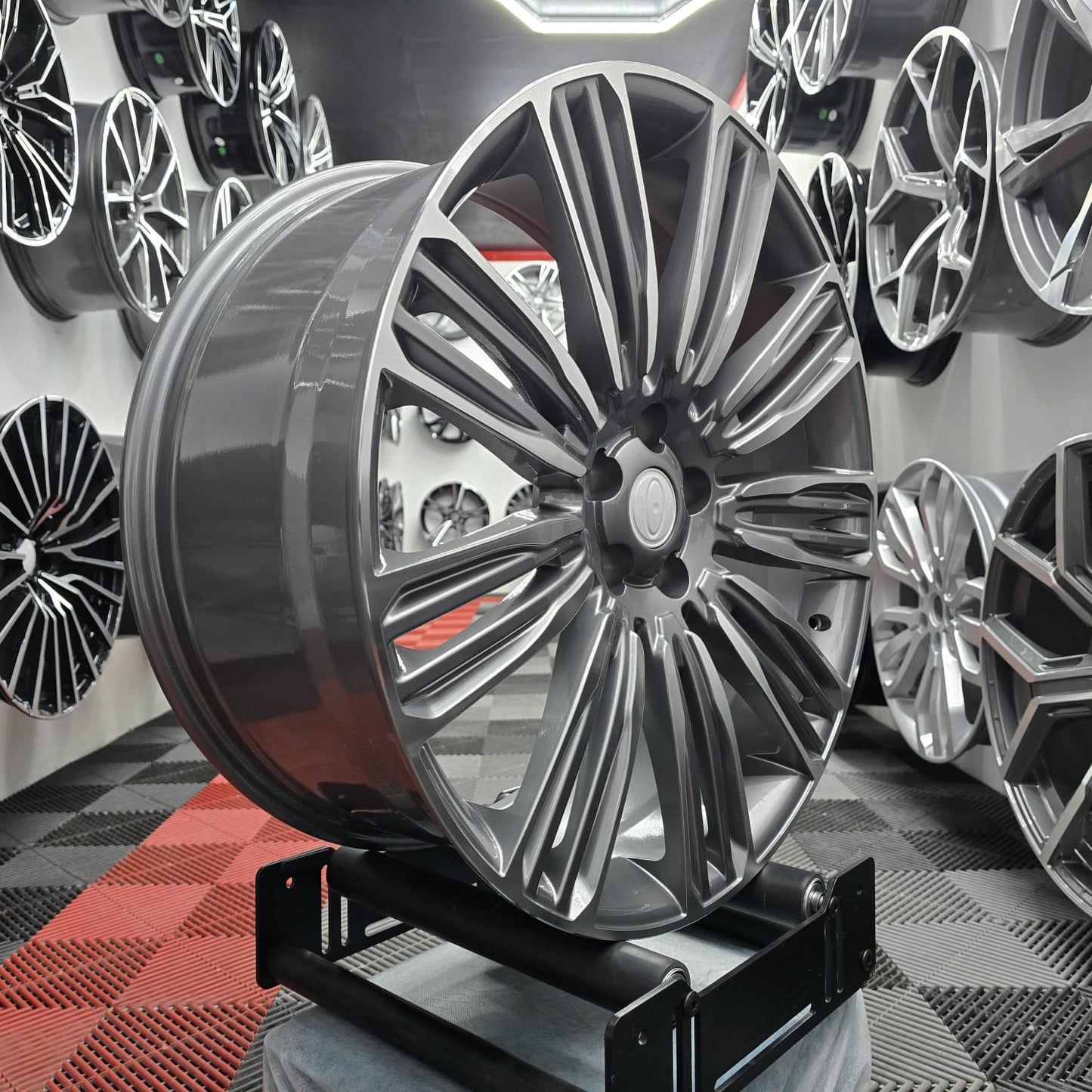 22" 5x120  390122 Alloy wheels Gunmetal machine face