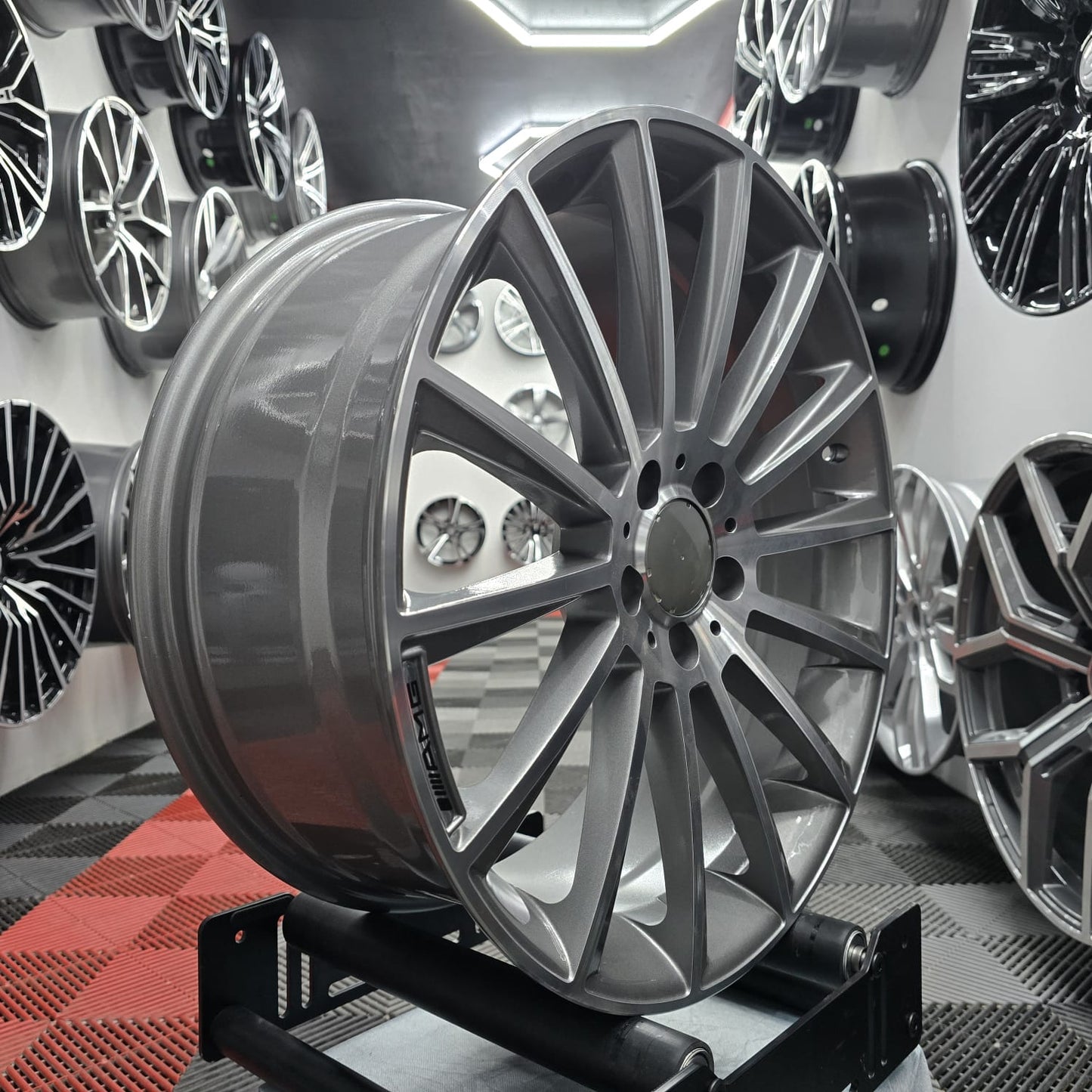 19" C63 Twist Style Alloy Wheels