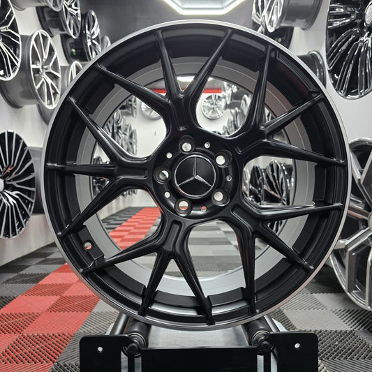 18" Mercedes 230523 Style Alloy Wheels