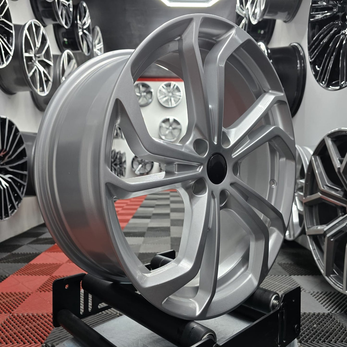 18" 5x112 996 Style Alloy wheels