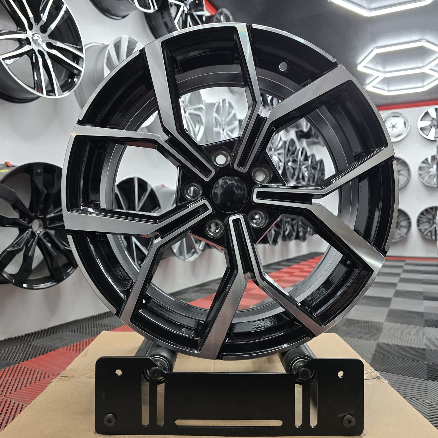 17" 5x112 230136 Style wheels Black M/F